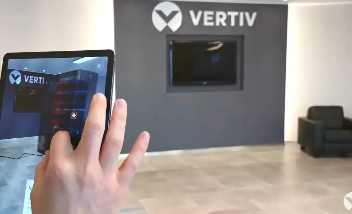 Vertiv-XR