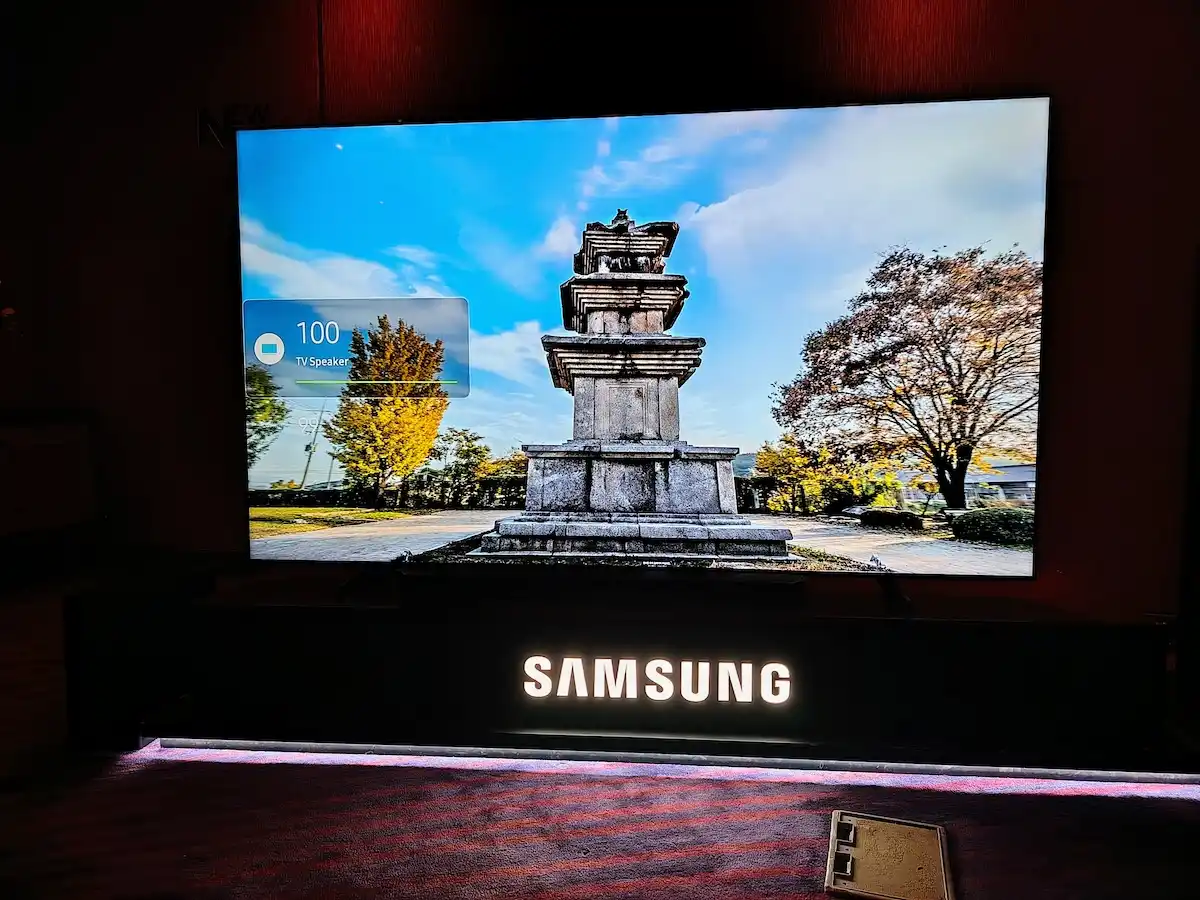 Samsung 8K Neo QLED TV (QA85QN800DU)