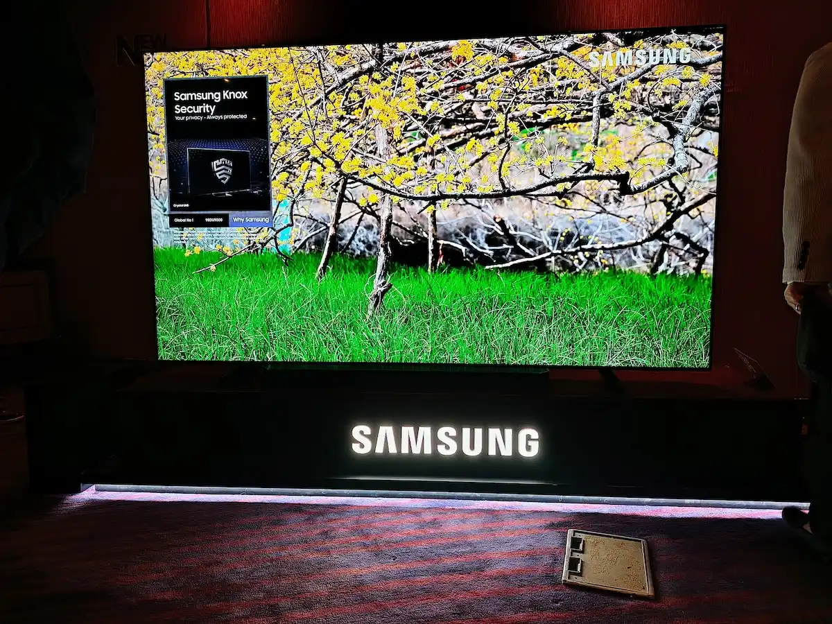 Samsung Neo QLED 8K QN900D