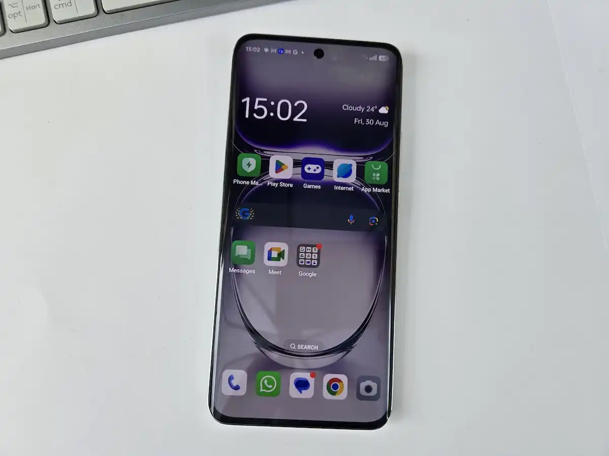 OPPO Reno 12 5G review kenya