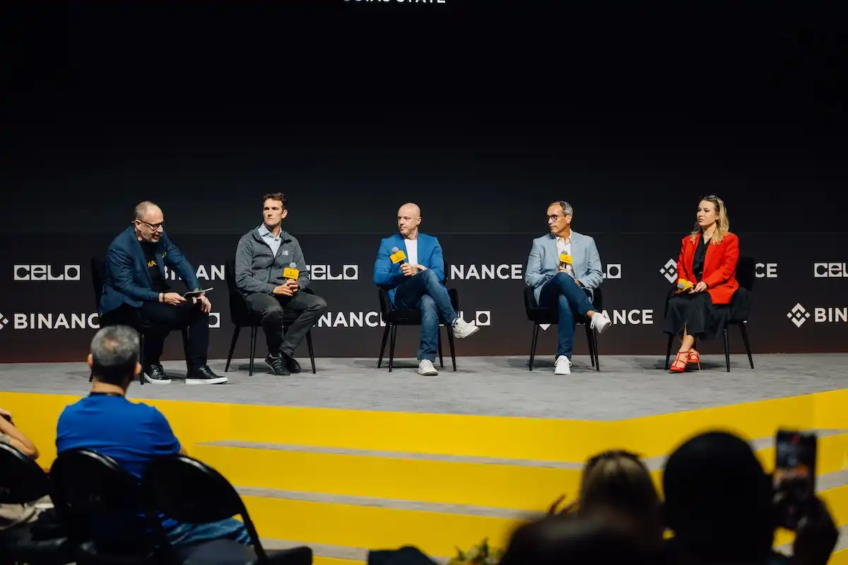 Noah Perlman, Binance’s Chief Compliance Officer, Irina Heaver (NeosLegal), Tom Robinson (Elliptic), Vytautas Fabiano Silva Zumas (Civil Police Chief of Goias State), and Bas Lemmen (Chainalysis).